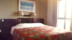  Imperial Hotel  Тель-Авив